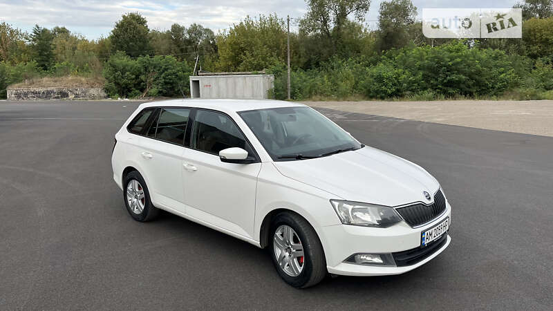 Универсал Skoda Fabia 2016 в Житомире