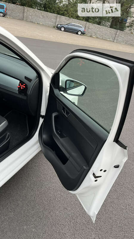 Универсал Skoda Fabia 2016 в Житомире