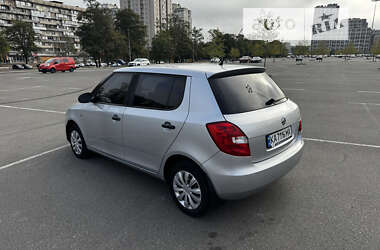 Хетчбек Skoda Fabia 2011 в Києві