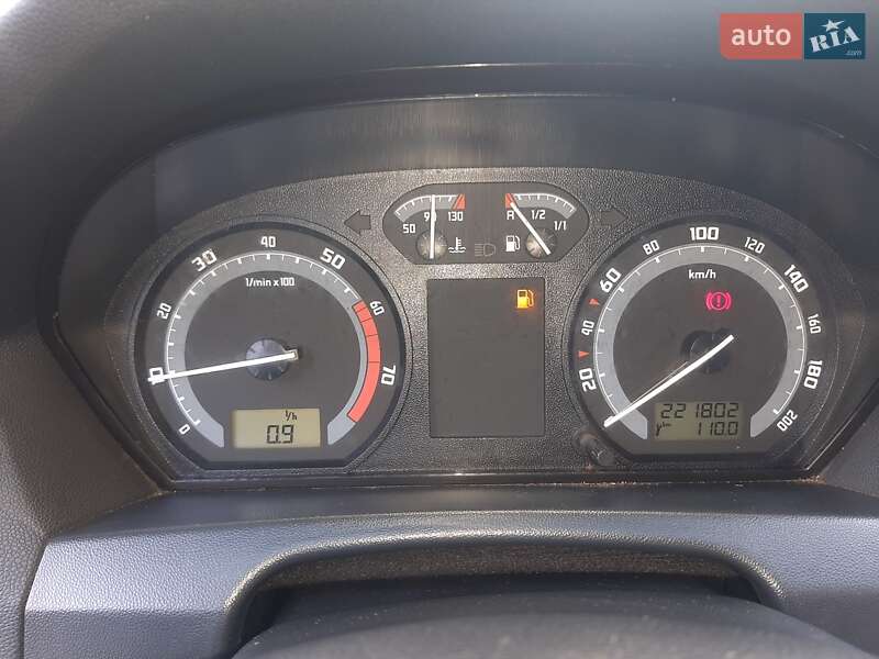 Седан Skoda Fabia 2007 в Луцьку
