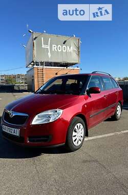 Универсал Skoda Fabia 2008 в Киеве