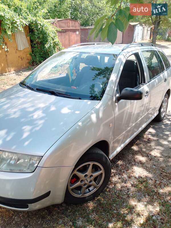 Універсал Skoda Fabia 2002 в Кропивницькому