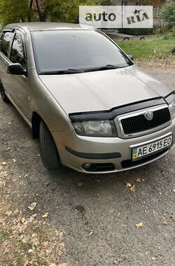 Хетчбек Skoda Fabia 2006 в Дніпрі