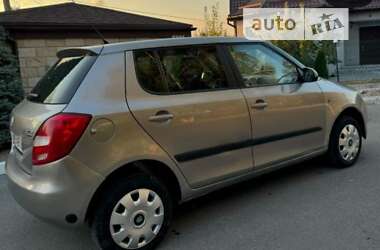 Хетчбек Skoda Fabia 2007 в Дніпрі