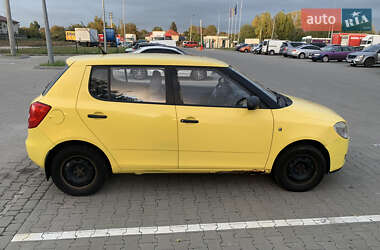 Хэтчбек Skoda Fabia 2008 в Киеве