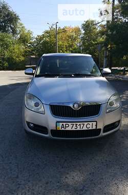 Хетчбек Skoda Fabia 2008 в Запоріжжі