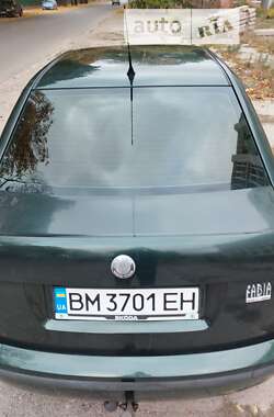 Седан Skoda Fabia 2001 в Ромнах