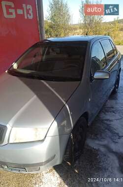 Хэтчбек Skoda Fabia 2004 в Львове