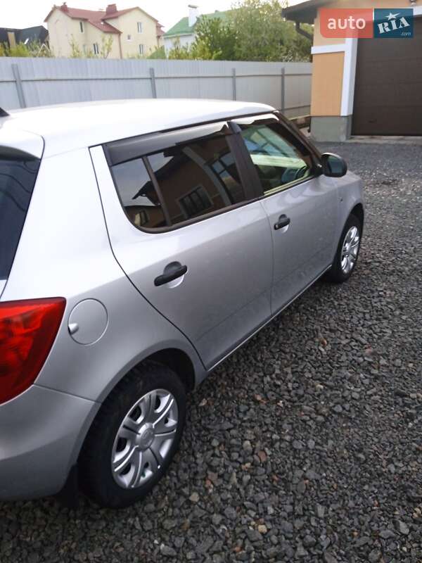 Хетчбек Skoda Fabia 2011 в Хмельницькому