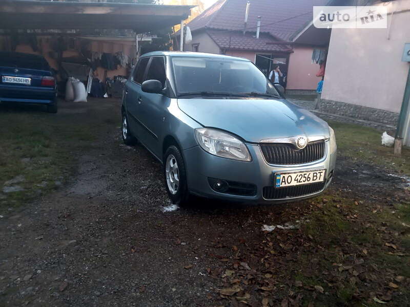 Хетчбек Skoda Fabia 2007 в Іршаві