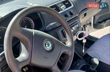 Хетчбек Skoda Fabia 2008 в 