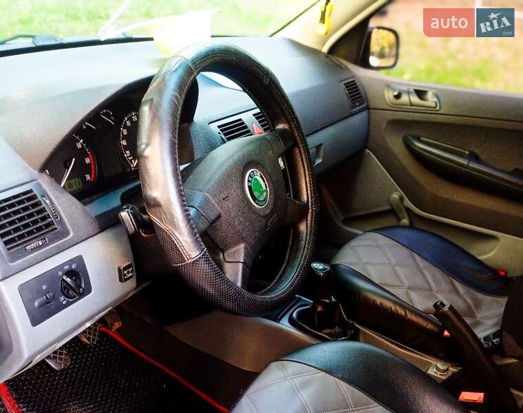 Універсал Skoda Fabia 2002 в Чернігові