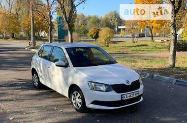 Хетчбек Skoda Fabia 2016 в Києві