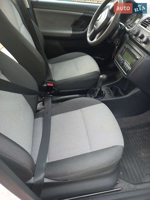 Хэтчбек Skoda Fabia 2009 в Ивано-Франковске