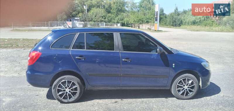 Універсал Skoda Fabia 2010 в Івано-Франківську
