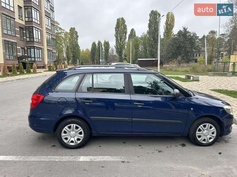 Універсал Skoda Fabia 2011 в Чернігові