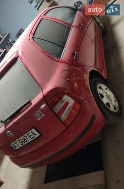 Хэтчбек Skoda Fabia 2006 в 