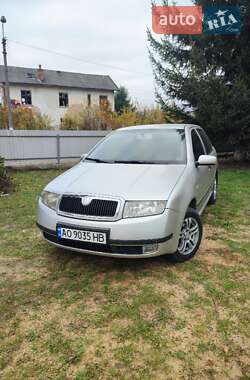 Седан Skoda Fabia 2002 в Хусті