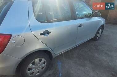 Хэтчбек Skoda Fabia 2013 в 