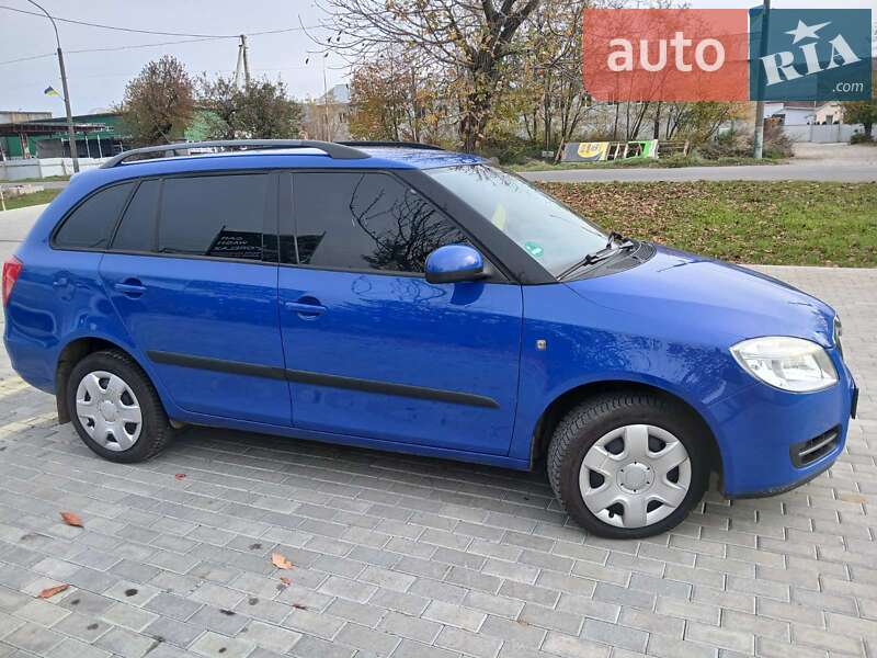 Универсал Skoda Fabia 2009 в Ужгороде