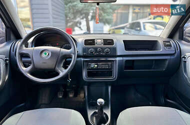 Хетчбек Skoda Fabia 2008 в Дніпрі