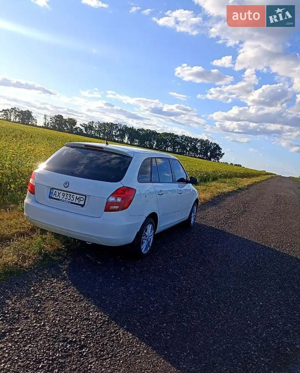2012 Skoda Fabia - мініатюра 16