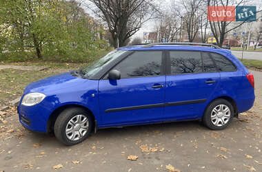 Універсал Skoda Fabia 2009 в Сумах