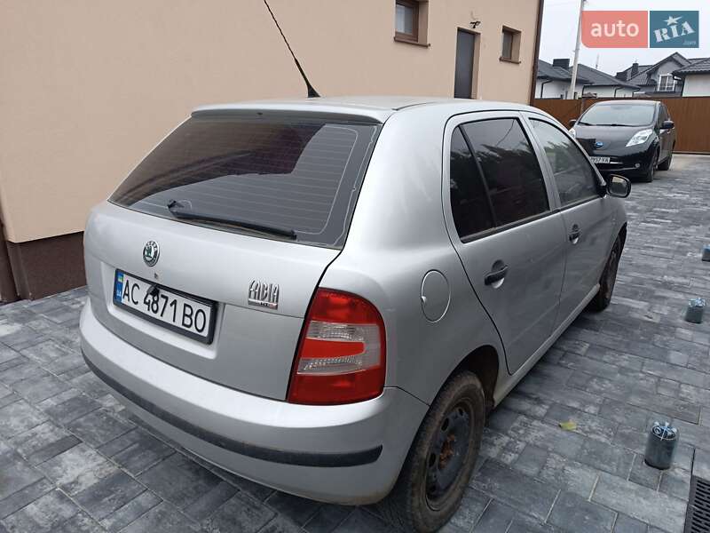 Хэтчбек Skoda Fabia 2005 в Лозовой