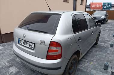 Хэтчбек Skoda Fabia 2005 в 