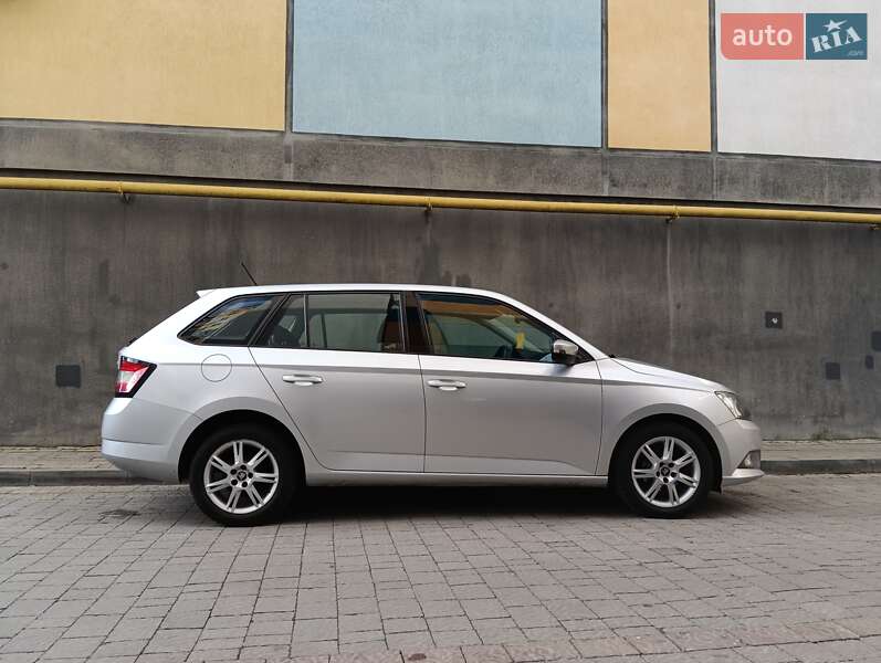 Универсал Skoda Fabia 2015 в Ивано-Франковске