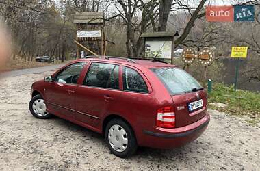 Универсал Skoda Fabia 2006 в Киеве