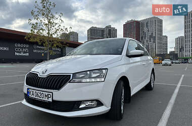 Універсал Skoda Fabia 2020 в Києві