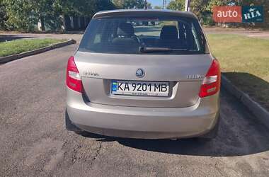 Хэтчбек Skoda Fabia 2013 в Киеве