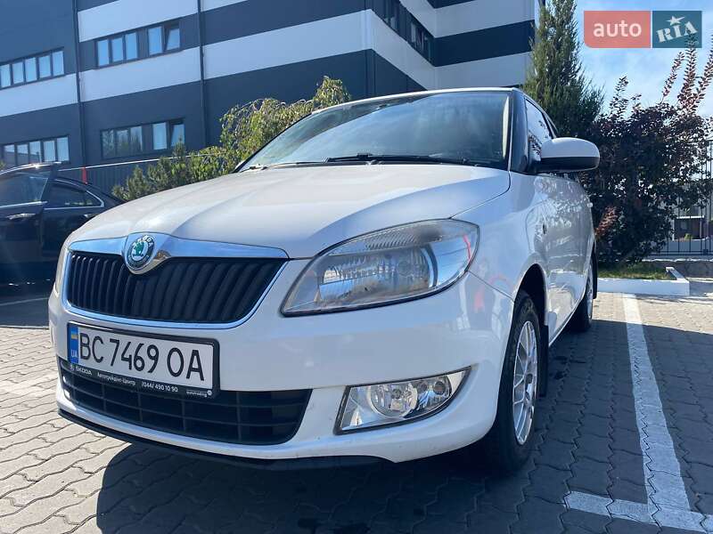 Skoda Fabia 2011 Skoda Fabia 2011