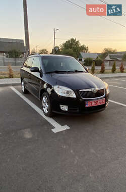 Универсал Skoda Fabia 2008 в Чернигове