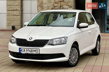 Хетчбек Skoda Fabia 2016 в Києві