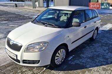 Универсал Skoda Fabia 2009 в Виннице