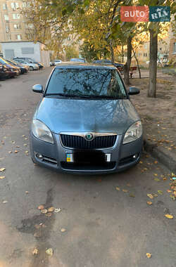 Хэтчбек Skoda Fabia 2008 в Киеве