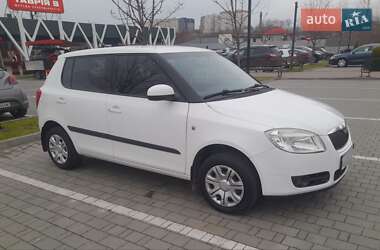 Хэтчбек Skoda Fabia 2008 в Хмельницком