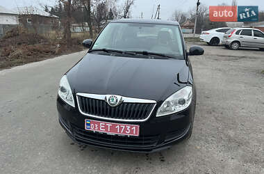 Хэтчбек Skoda Fabia 2011 в Ахтырке