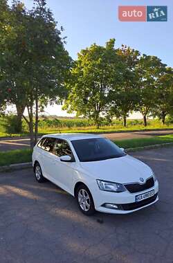 Універсал Skoda Fabia 2016 в Володимирі