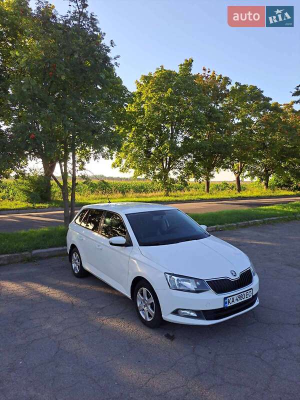 Универсал Skoda Fabia 2016 в Нововолынске фото 17 Универсал Skoda Fabia 2016 в Нововолынске