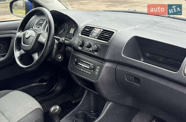 Хэтчбек Skoda Fabia 2009 в 