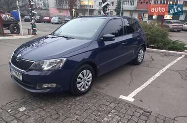 Хетчбек Skoda Fabia 2016 в Чернігові