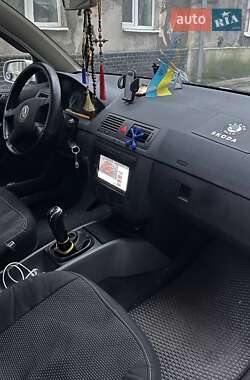 Универсал Skoda Fabia 2002 в 