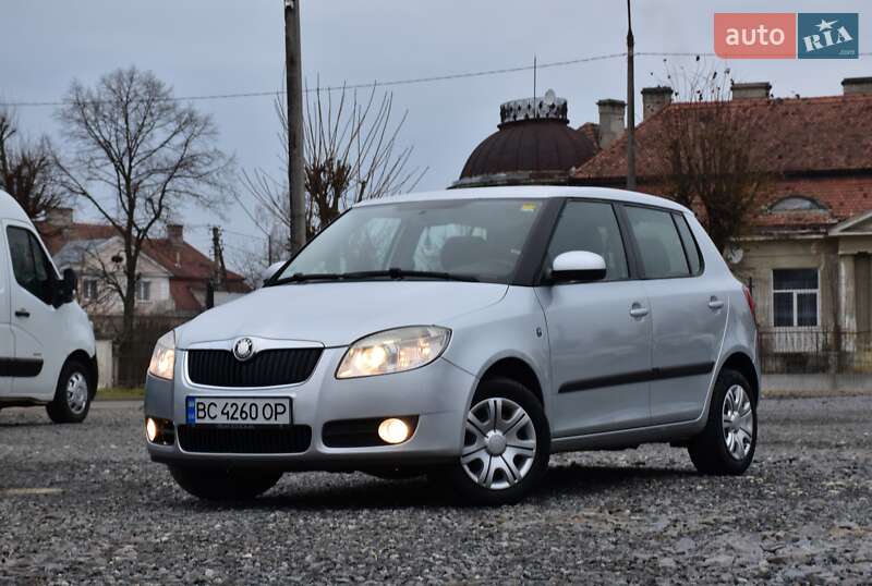 Хэтчбек Skoda Fabia 2008 в Дрогобыче