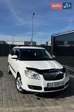 Универсал Skoda Fabia 2009 в Мукачево