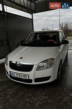 Хэтчбек Skoda Fabia 2009 в Мукачево