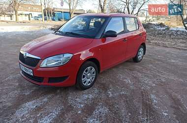 Хетчбек Skoda Fabia 2014 в Чернігові