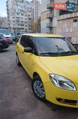 Хетчбек Skoda Fabia 2008 в Києві